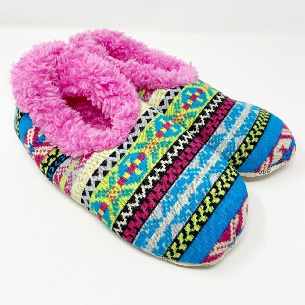 SNOOZIES | Hot Moc Hot Pink Sherpa Lined Fair Isle Pattern